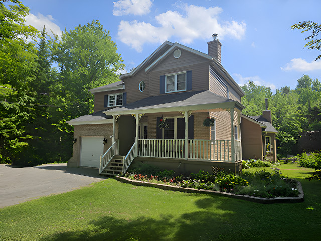 Maison à vendre Mille-Isles dans Maisons à vendre  à Laurentides