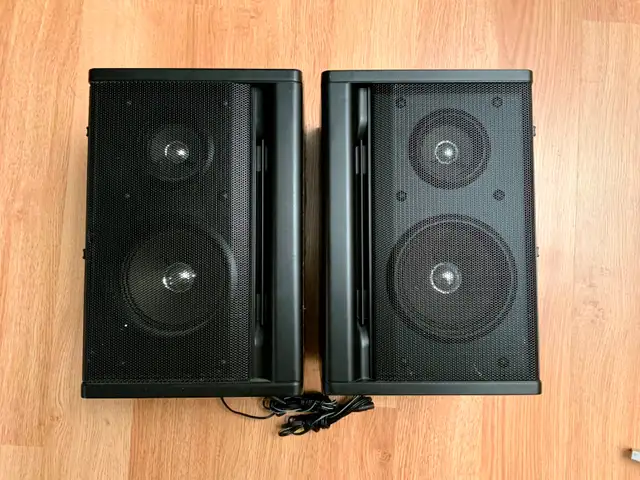 speakers in General Electronics in Markham / York Region - Image 2