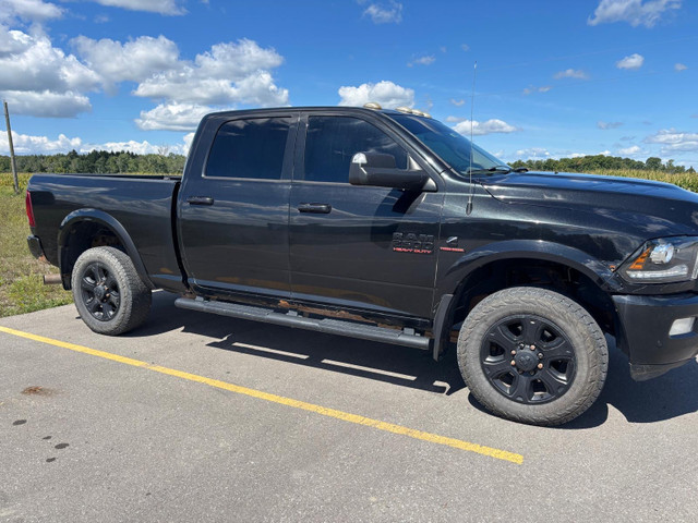 2016 ram 2500 Cummins in Cars & Trucks in Kawartha Lakes - Image 2