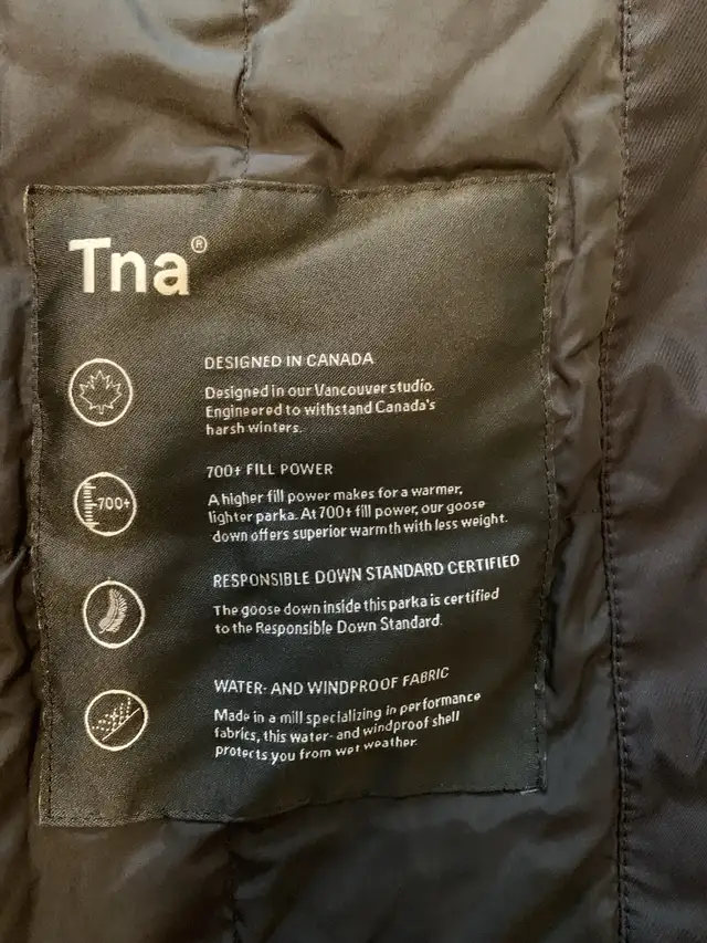 Tna woman’s winter jacket small in Women's - Tops & Outerwear in City of Halifax - Image 5