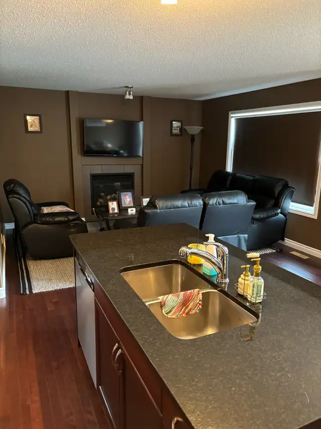 Sherwood Park House For Rent in Long Term Rentals in Strathcona County - Image 3