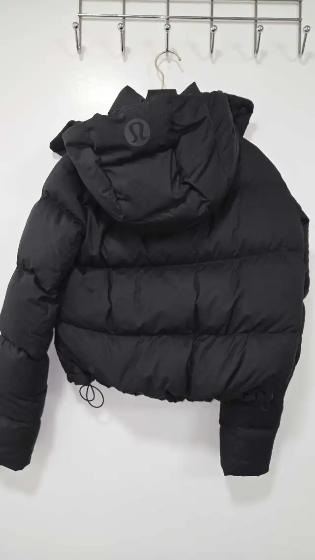 lulu lemon wonderpuff xs in Other in City of Toronto - Image 3