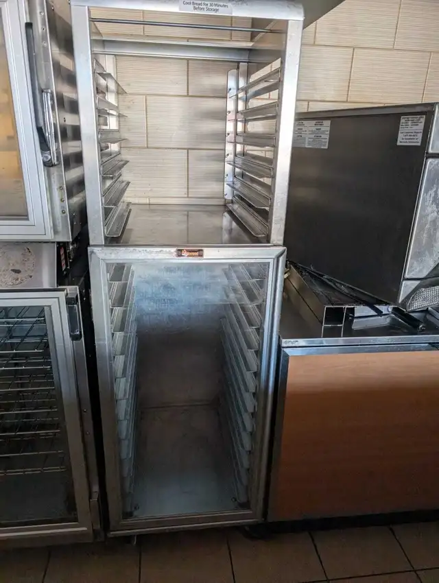 Commercial Food Storage Tray in Industrial Kitchen Supplies in City of Toronto - Image 2