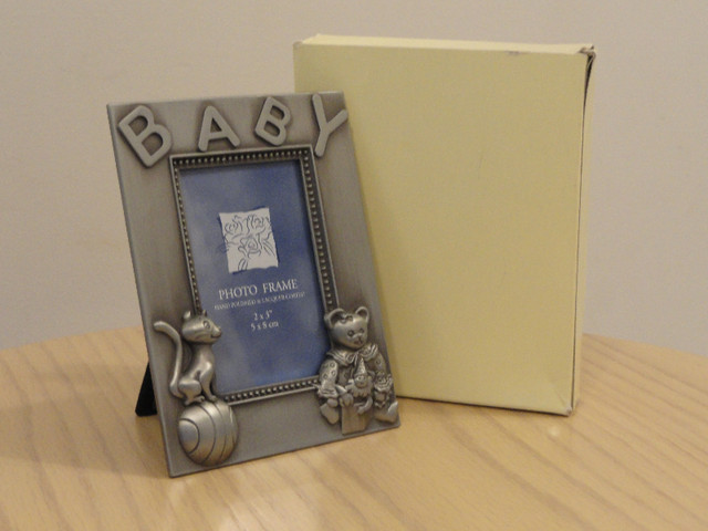BABY PICTURES PHOTO FRAMES - 4 NEW FRAMES IN ORIGINAL PACKAGING in Multi-item in Norfolk County - Image 3