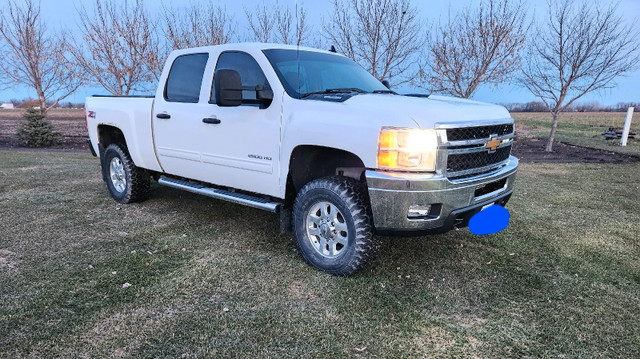 2013 Chevy 2500hd in Cars & Trucks in Portage la Prairie - Image 3