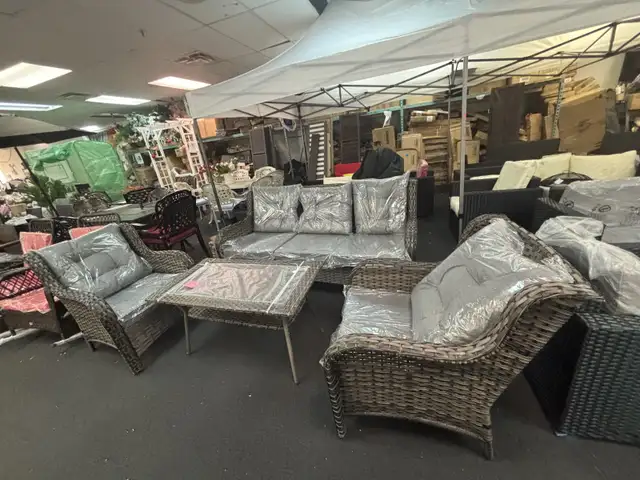 4 PC Outdoor patio furniture set in Patio & Garden Furniture in Markham / York Region - Image 5