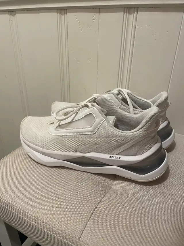 women’s shoes - 7.5 in Women's - Shoes in Kitchener / Waterloo - Image 2