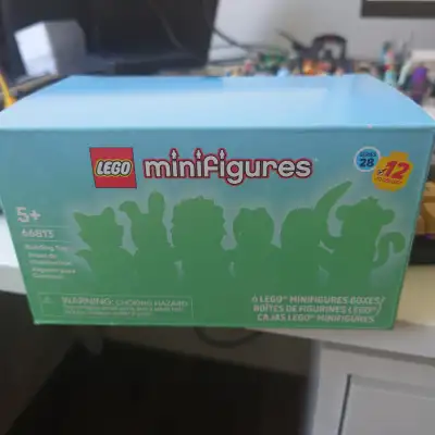 LEGO Minifigure Series Animals # 28 Box of 6 Random Pack # 66813, View more