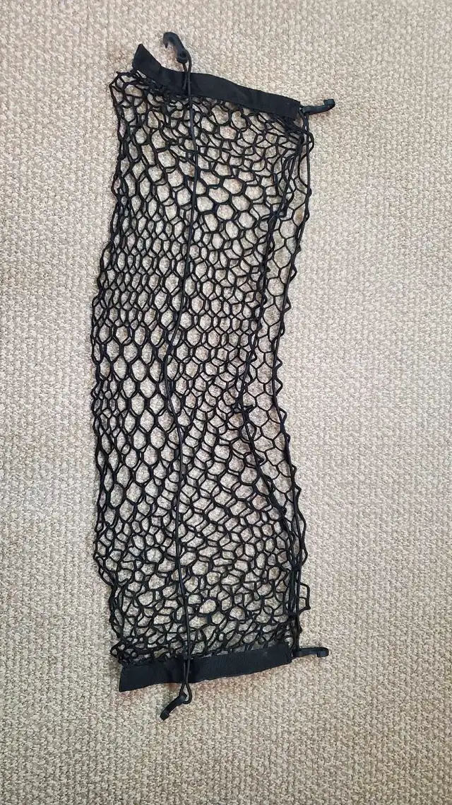Rear Cargo Net in Other in Mississauga / Peel Region - Image 2