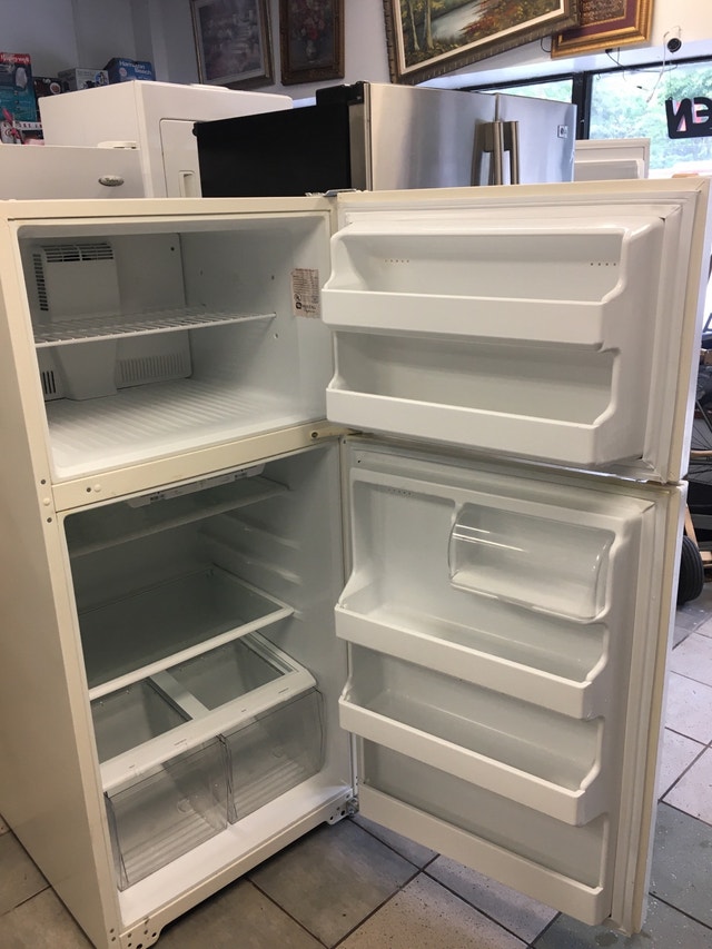 Very clean and good working fridge Free Delivery Refrigerators City