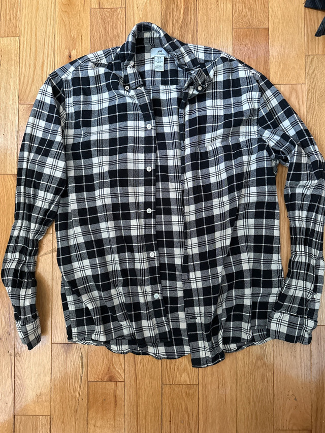 Black & White Flannel in Women's - Tops & Outerwear in City of Toronto