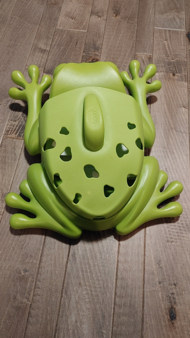 BOON FROG POD TUB SCOOP TOY STORAGE HOLDER BATHROOM ORGANIZER  in Storage & Organization in Edmonton - Image 3