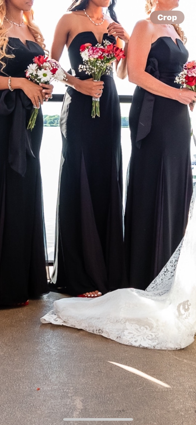 Vera Wang gown dans Femmes - Robes et jupes  à Région d’Oshawa/Durham - Image 4
