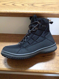 London Fog Men’s Winter Boots - Size 11 - 11 1/2