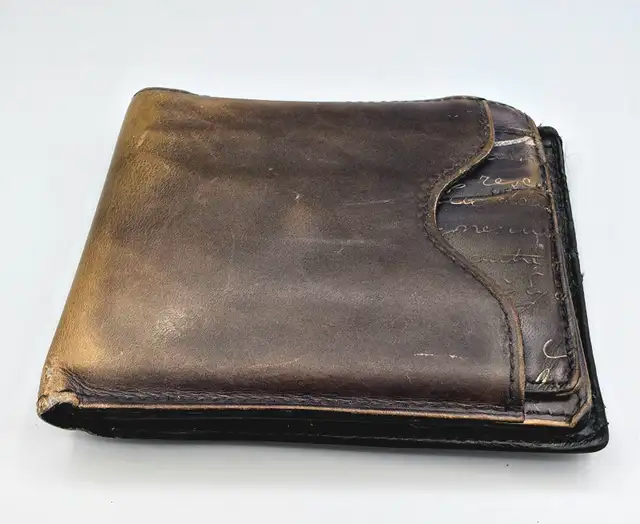 Berluti Scritto Venezia Leather Wallet & Card Holder Set in Men's in Edmonton - Image 2