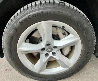 2023 Audi Q7 winter set Rims: Silver 19 Inch OEM Tires: Continental Ice Contact XTRM Tire Size: 255-...