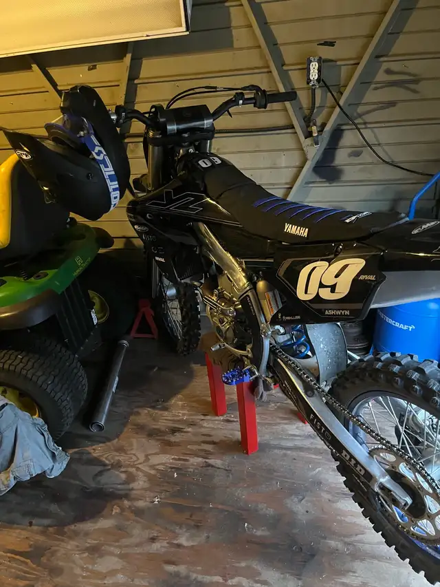 2022 Yamaha YZ250F  in Dirt Bikes & Motocross in Norfolk County - Image 3