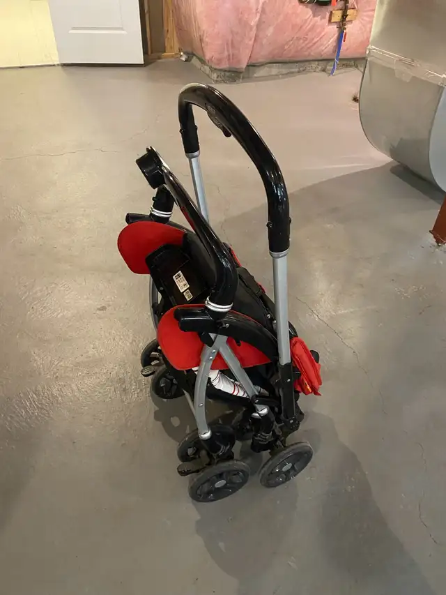 Foldable Stroller in Strollers, Carriers & Car Seats in Markham / York Region - Image 6