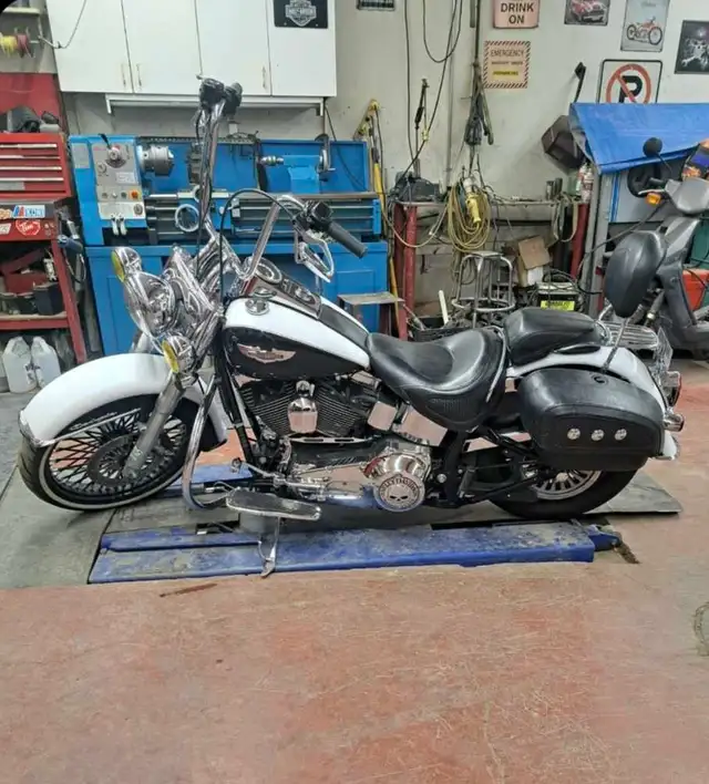 Aperçu Harley-Davidson Softail Deluxe in Sport Touring in Gatineau - Image 2