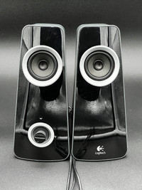 Logitech Compact Speaker System Z320