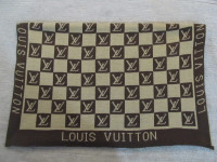 LOUIS VUITTON Checkered Scarf