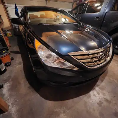 In great shape, needs an o2 sensor. That's it. Recently detailed . Daily driver. Will swap for an su...
