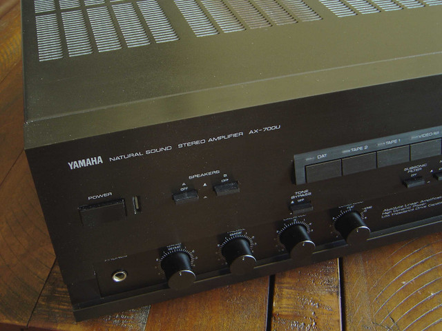 VINTAGE YAMAHA AX-700U STEREO AMPLIFIER +110W/ch CLEAN & TESTED in Stereo Systems & Home Theatre in Peterborough - Image 3