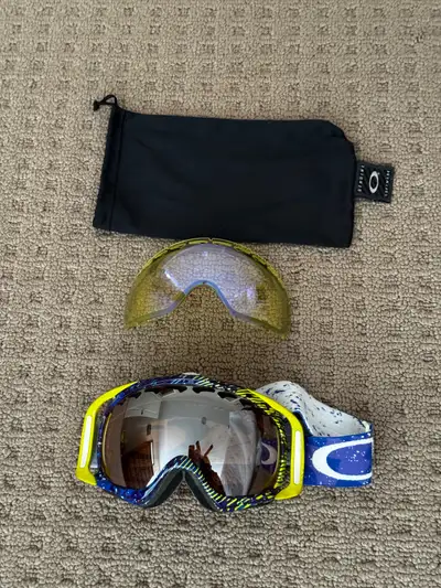 Oakley Crowbar Goggles Ski Snowboard, View more