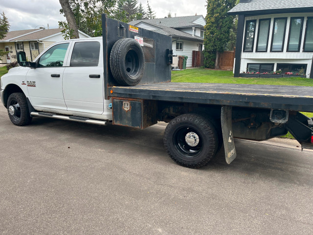 2018 Dodge Ram 3500 Dually Diesel 4x4 in Cars & Trucks in St. Albert - Image 3