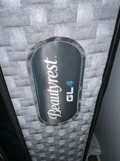 beauty rest GL4 Mattress (excellent condition) , View more