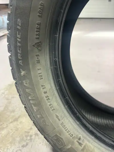 Set of 4 General Tire Altimax Arctic 12 Tires. Size 225/55 R17. Tread wear all 4 between 10/32 and 9...