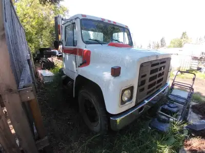 International truck 466 turbo diesel manual 2 speed rear end, View more