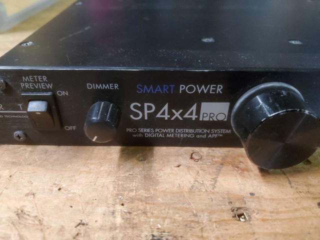 Power distribution system rackmount SP4x4 Pro dans Matériel audio professionnel  à Drummondville - Image 2
