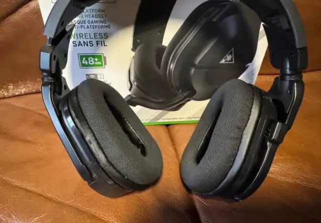 Turtle beach stealth 600 gaming headset  in Xbox Series X & S in City of Montréal - Image 4