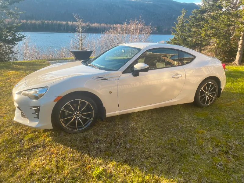 2017 Toyota 86 Low Kms!