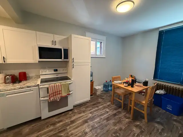 2 bedroom apartment, Church St Pembroke in Long Term Rentals in Pembroke - Image 3