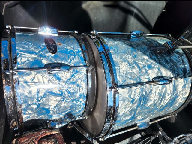 ExtraPlay Drum Kit in Drums & Percussion in Barrie - Image 2