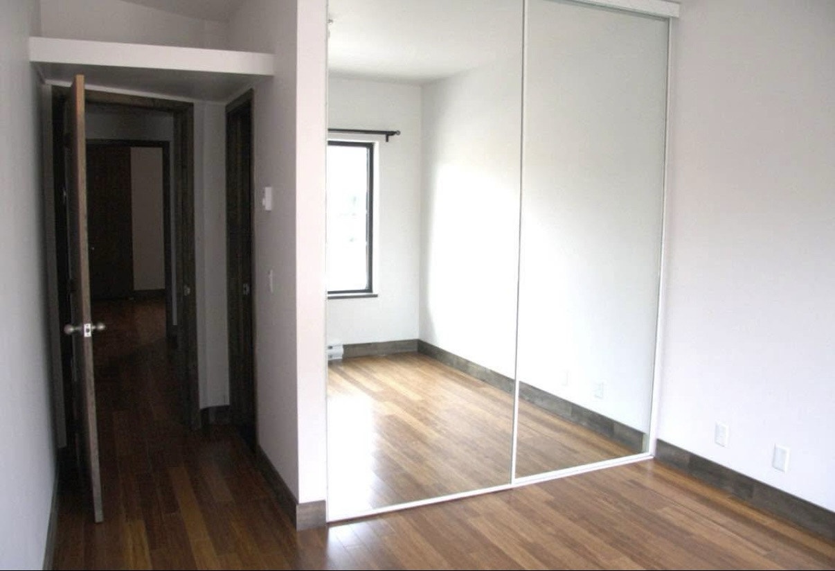 3426 Av. du Parc — photo 3