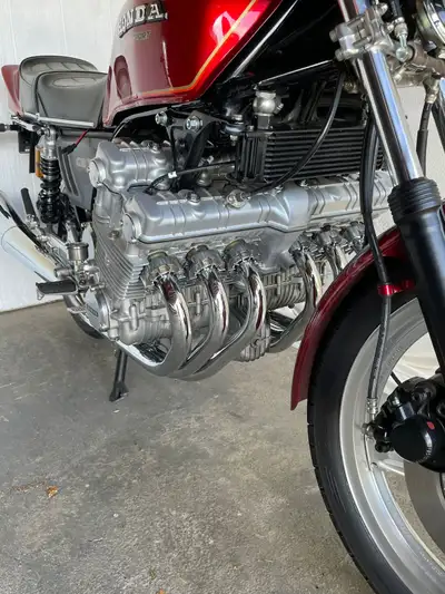 The 1979 Honda CBX is a marvel of engineering. This is most likely the best CBX you will find anywhe...
