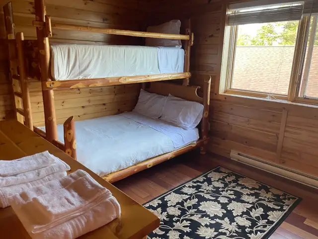 The Lakehouse in Ontario in Canada - Image 11