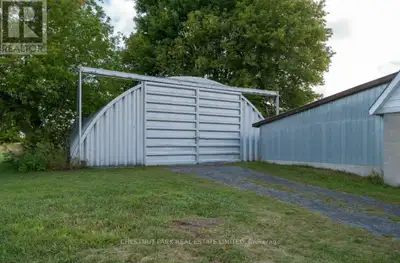 2400 Sq Ft - Quonset Hut Ideal for Seasonal and Long-Term Storage. This spacious 40’ x 60’ Quonset h...