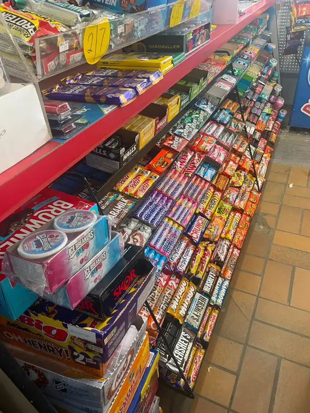 ESSO Gas Station and  Convenience store very trafic  area63234834318977121