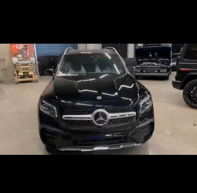 2022 Mercedes-Benz GLB 250 in Cars & Trucks in Hamilton