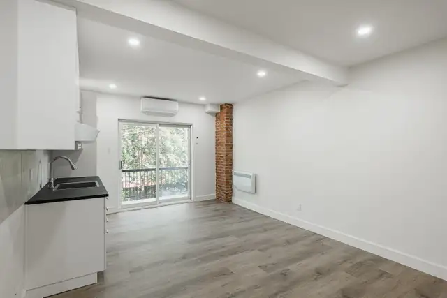 2 bed 1 bathroom apartment in Long Term Rentals in City of Montréal - Image 4