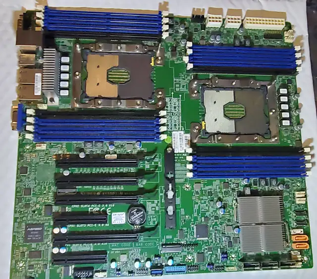 Intel/AMD Motherboard/Combo (MB+CPU+Heatsink+Fan+I/O Shield) Mix in System Components in City of Montréal - Image 7