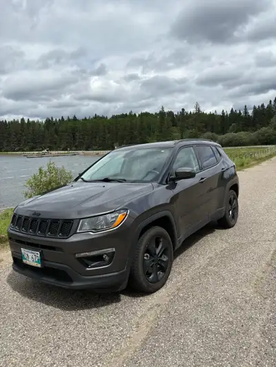 2018 jeep compass limited -223,511kms -Fresh Saftey -loaded with leather heated/cooled seats -new ti...