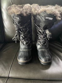 Cougar Storm Aspen Ladies Size 9 Waterproof Boot