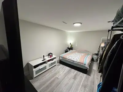 1.100$ fully furnished Big Room