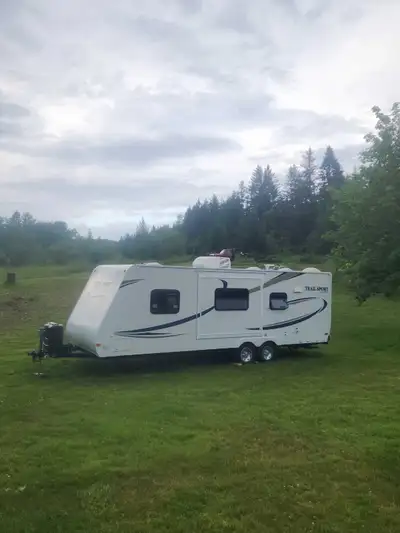 Camper is is really good shape . Has power slide out. Everything works as it should. Hauls really we...