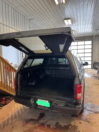 Canopy for F150 2015 like new